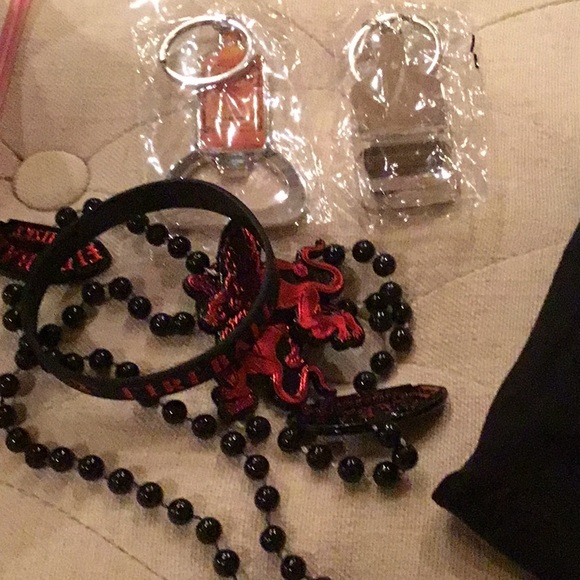 New FireBall Bundle Set In Bucket - Picture 8 of 11